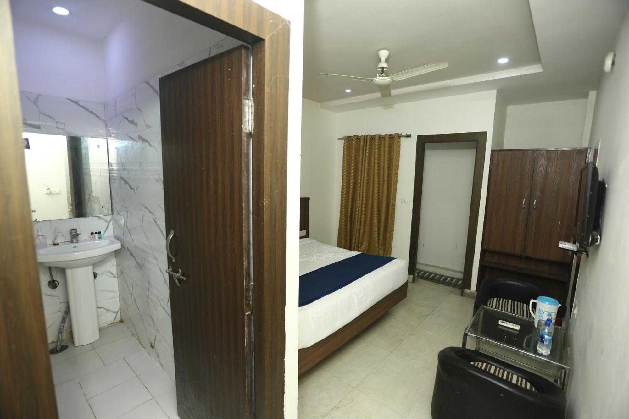 24 Hotel & Resort Agra  Exterior foto