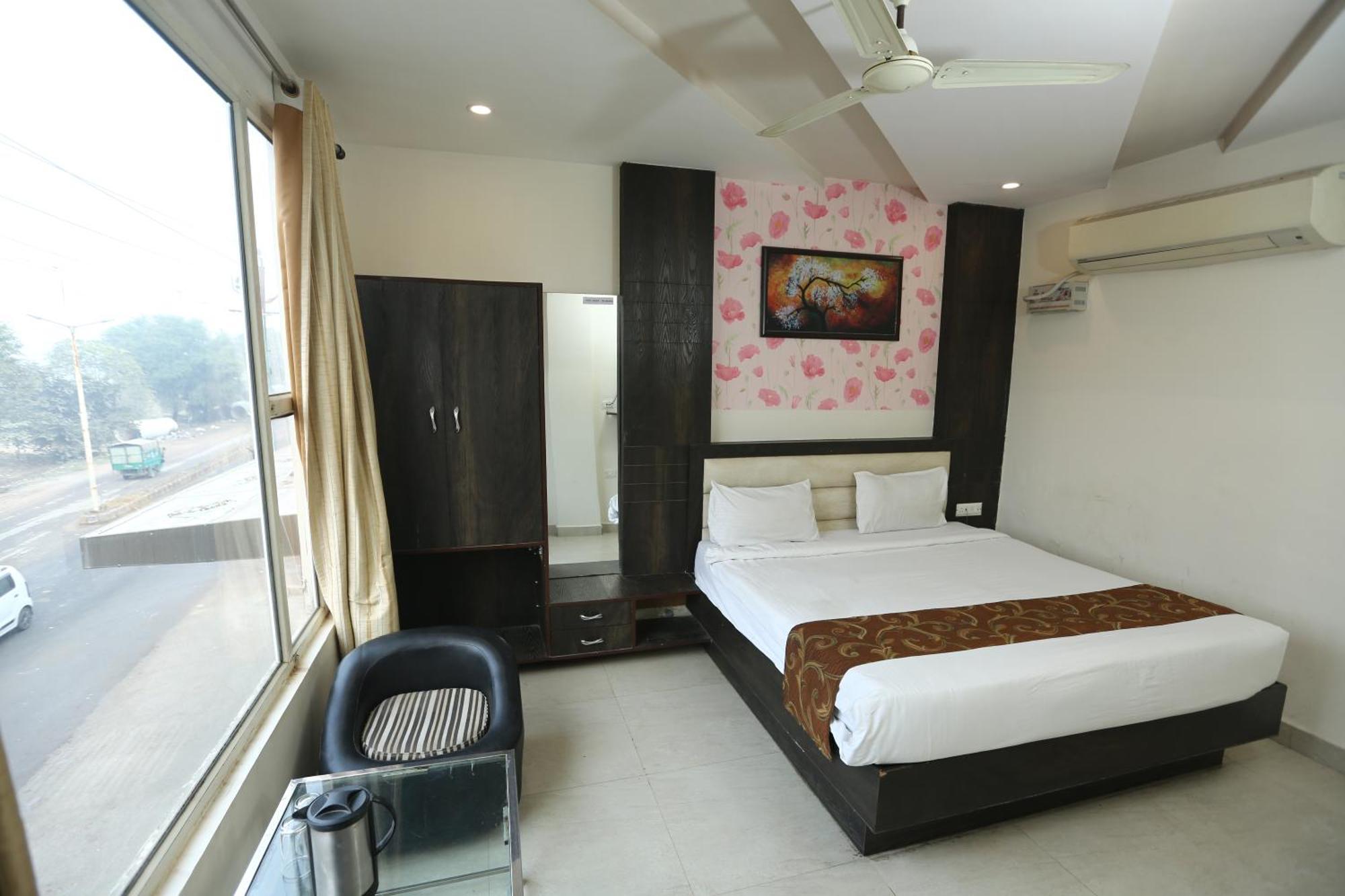 24 Hotel & Resort Agra  Exterior foto